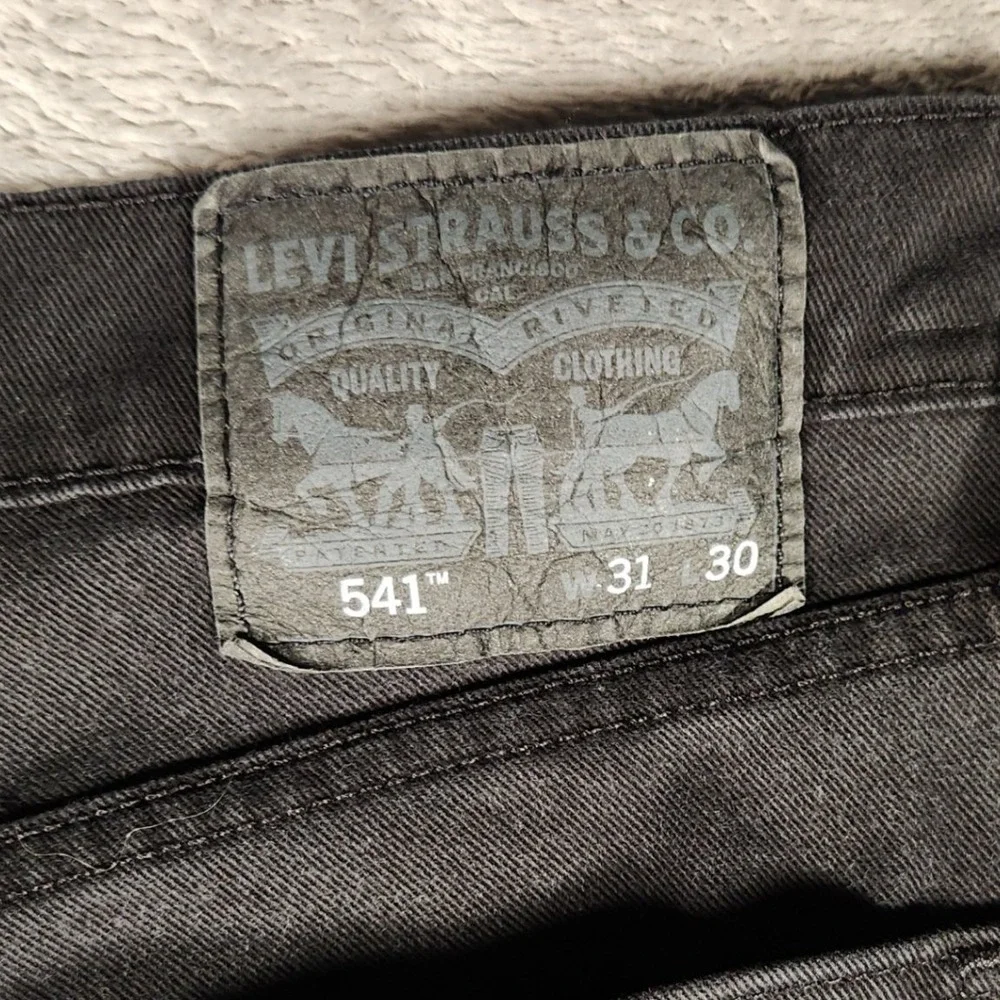 Levi's 541 Athletic Taper Jeans Mens 31x30 Black Excellent‎ Stretch 18181-0019